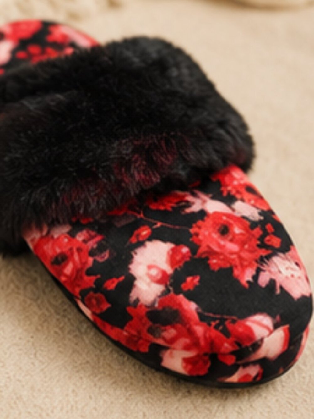 Splurge Worthy Floral Lounge Slides Victoria’s Secret Small